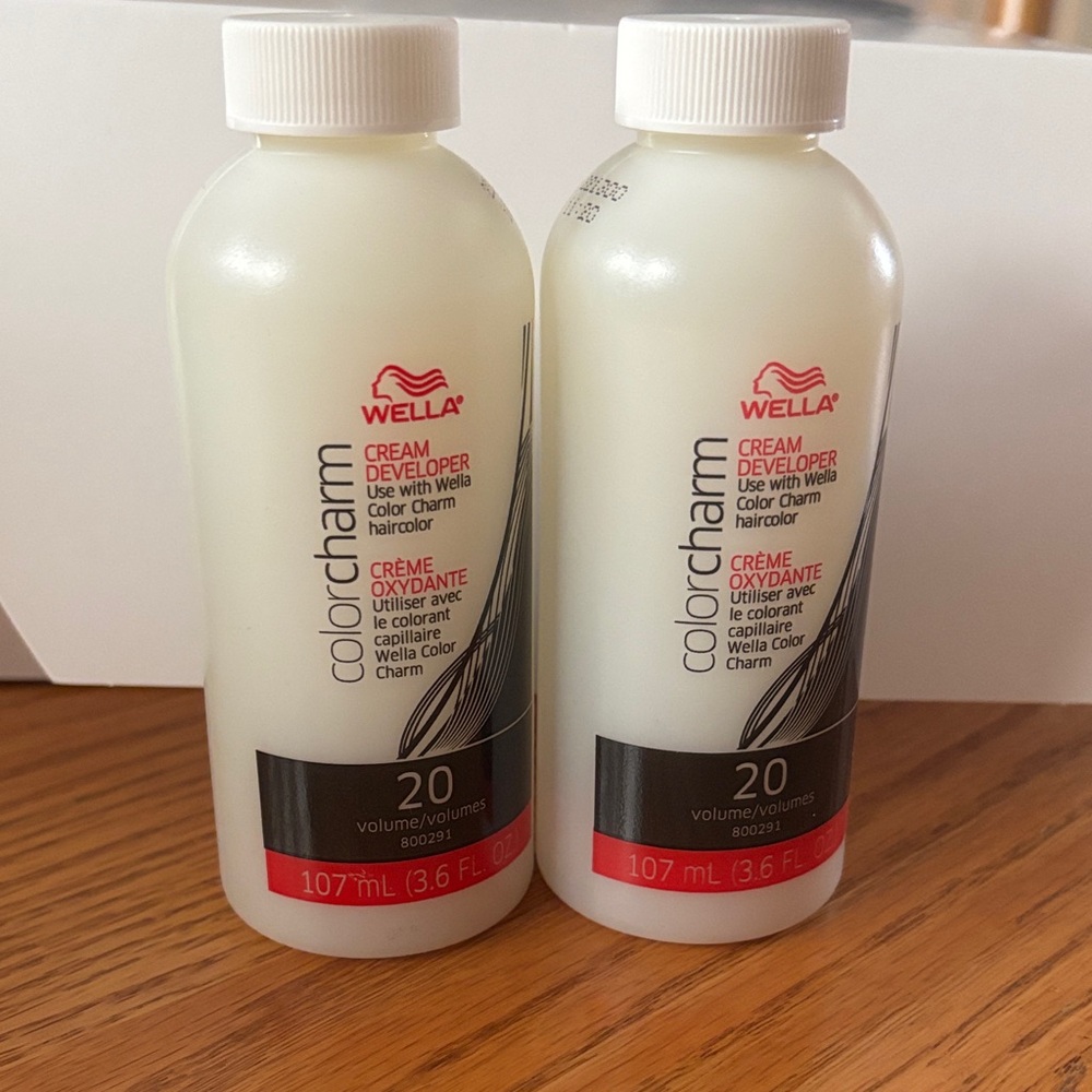 Wella Color Charm Cream Developer 20 Volume - White and Red